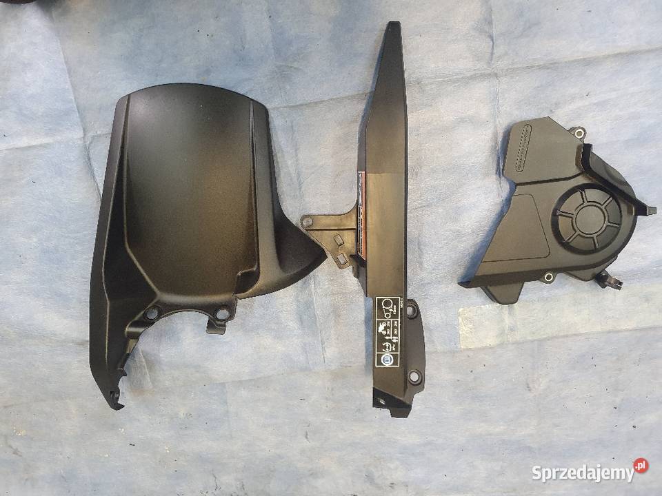 Honda CB 1000r SC80 błotnik tył osłona łańcucha Plastiki Grońsko sprzedam