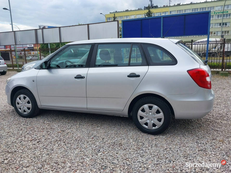 koda Fabia Kombi 1400 MPI SALON POLSKA Przebieg Rok produkcji 2011 Warszawa