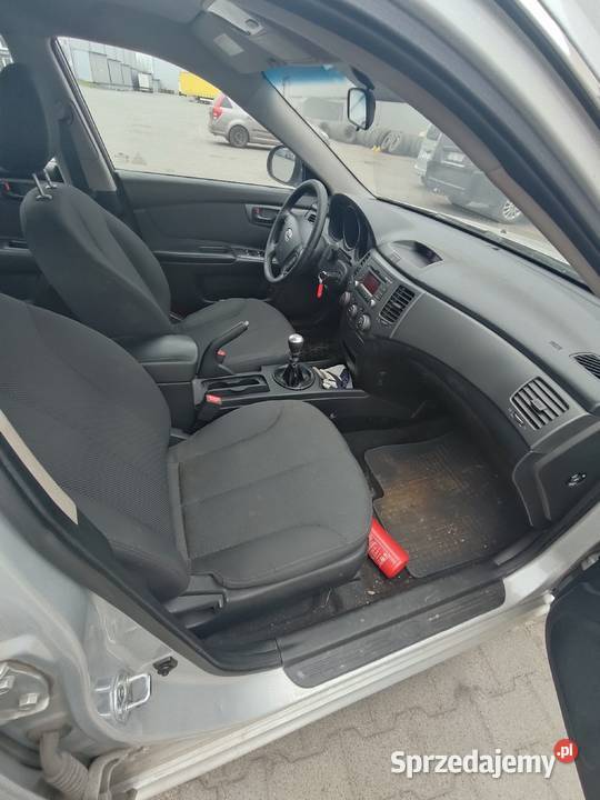 Syndyk sprzeda Kia Magentis 20 2010r diesel