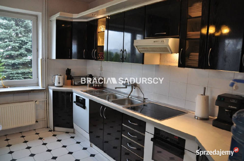 sprzedaży lokalu Zielonki