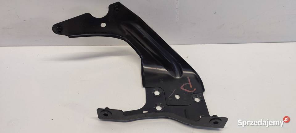 SKODA KAROQ MOCOWANIE BŁOTNIKA PRAWE 57A821168 sprzedam