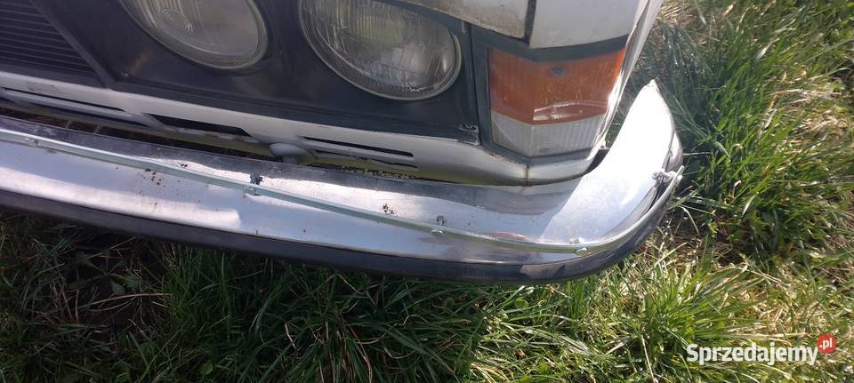 Fiata 125 p listewki mocujące gumę przedniego