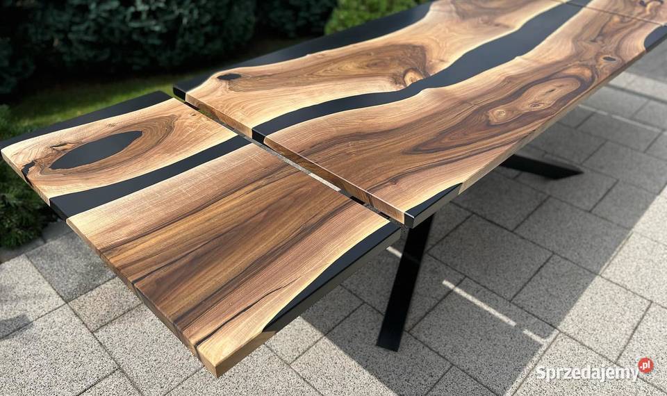 Stół Amsterdam Nut Spider z dostawkami żywica