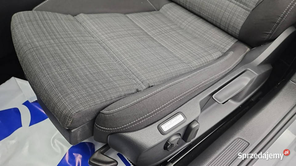 Volkswagen Passat 20 TDI EVO Business Z pełny VAT Warszawa