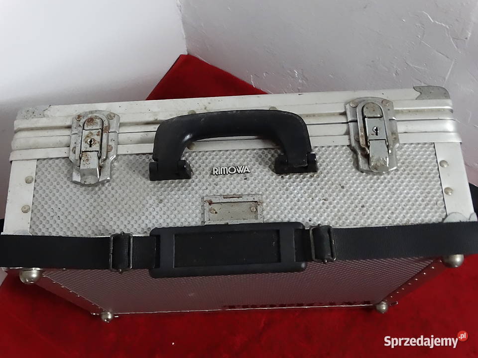 Klasyczna walizka RIMOWA Tropicana Regulowane lubelskie