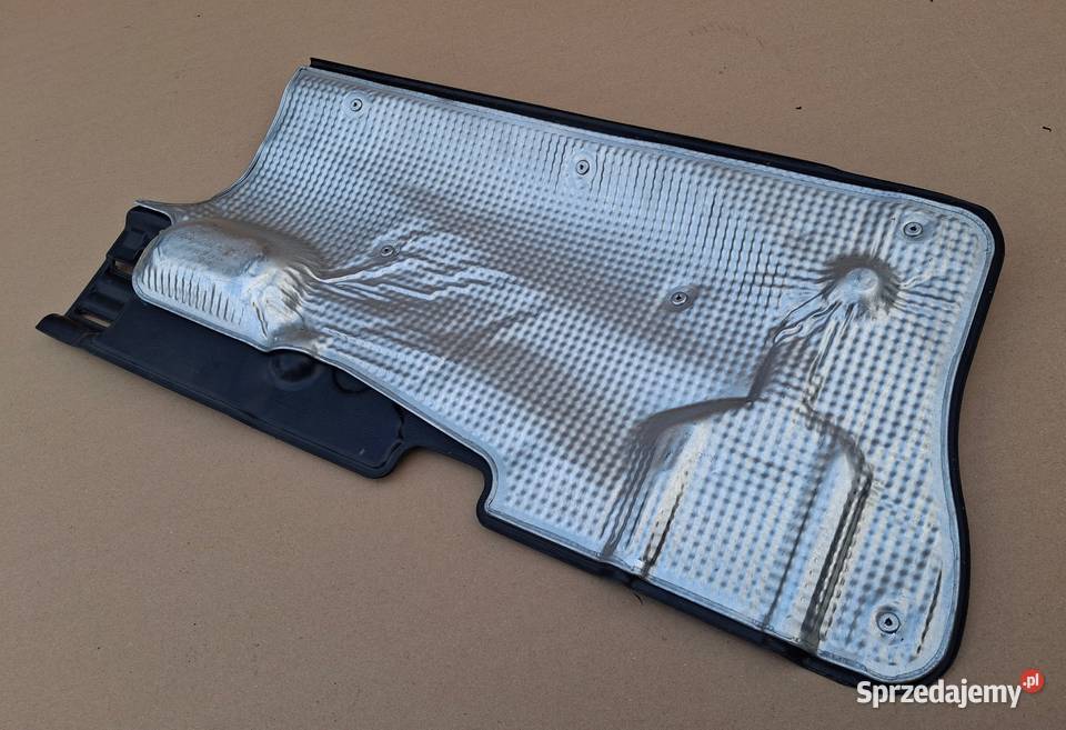 MERCEDES ATEGO EURO 6 OSŁONA SILNIKA TERMICZNA Bieleń