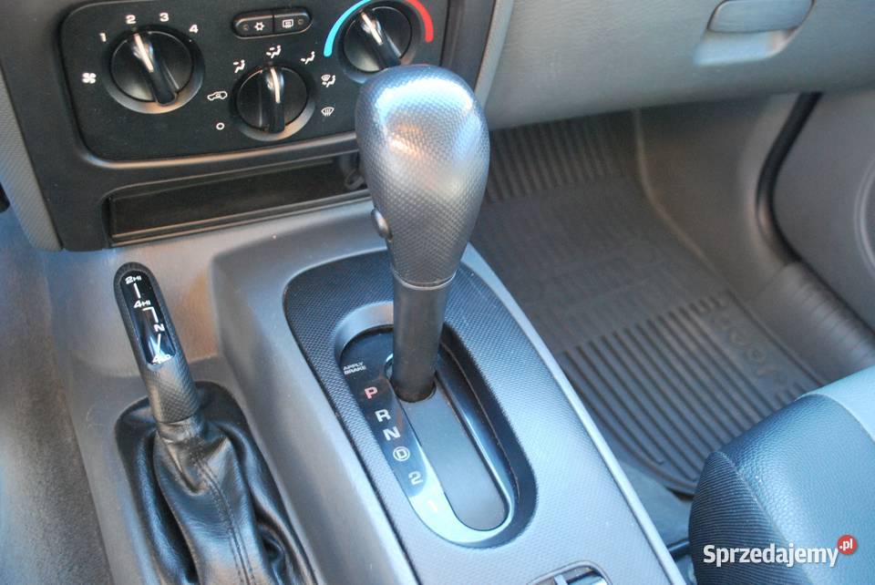 Jeep Cherokee Liberty 37 V6 LPG Automat 4x4 poduszka powietrzna Nowy Sącz