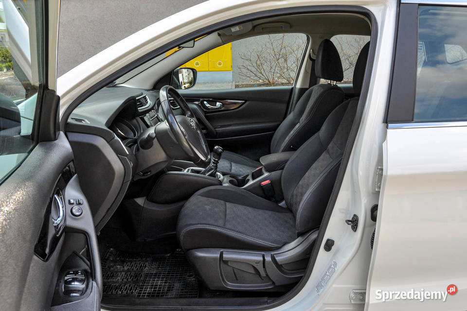 Nissan Qashqai Salon 114 Bezwypadkowy 2016 r Wrocław