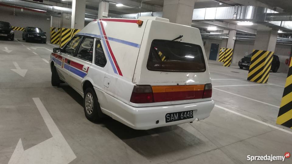 POLONEZ AMBULANS KARETKA FSO SANITARKA CARO PLUS