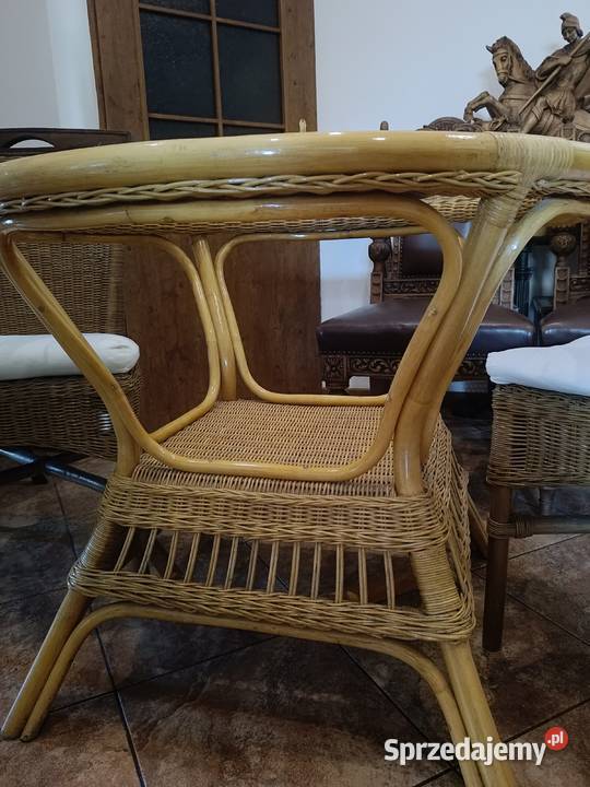 Stół ratanowy duży ze szklanym blatem Lipno