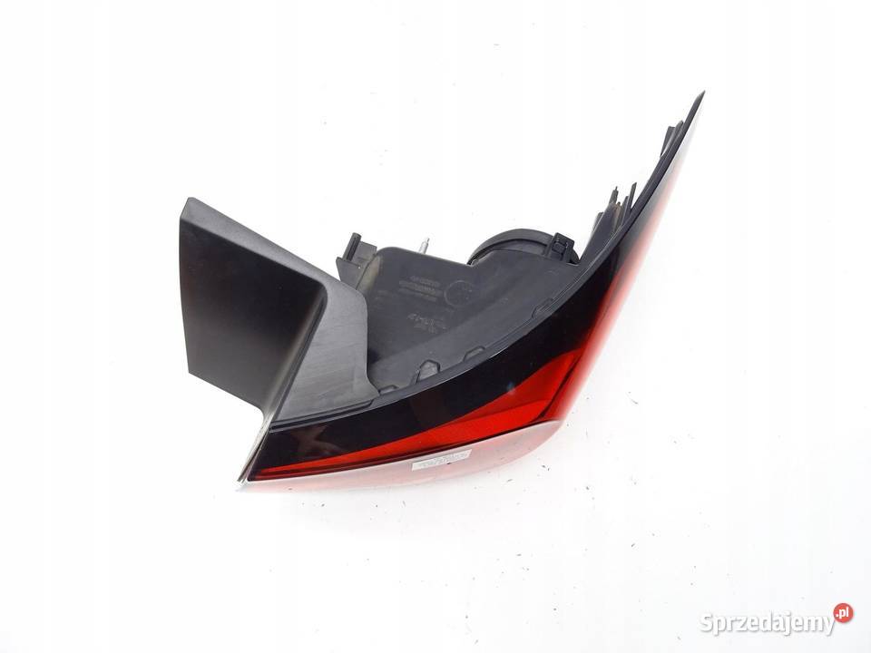 LAMPA PRAWA PRAWY TYŁ TYLNA W BŁOTNIK OPEL ASTRA Lampy tylne małopolskie sprzedam