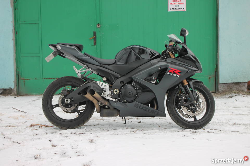 Suzuki GSXR 1000 K7 produkcji 2007 stan idealny Rok produkcji 2007 Szczecin