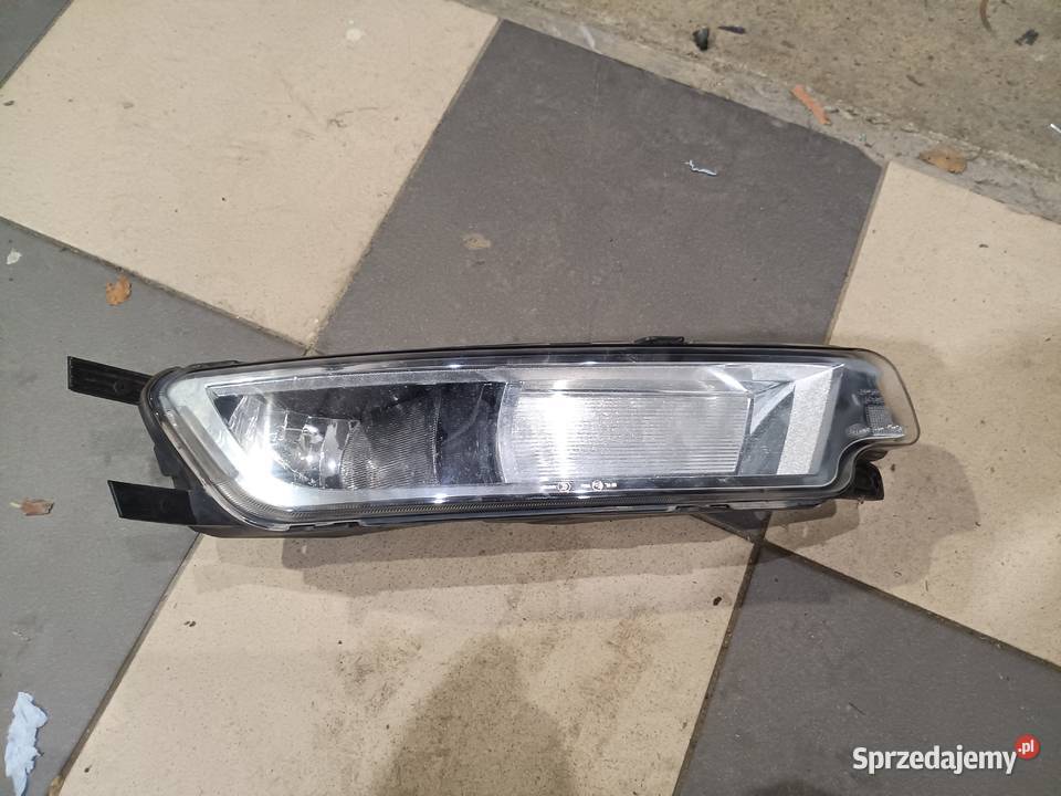 Volkswagen passat b8 halogen prawy lewy osobowe Krosno