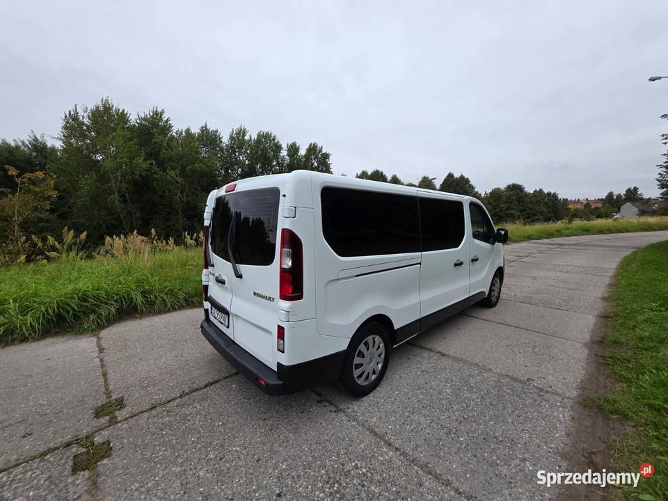 Renault Trafic z 2018 9 miejsc Zadbany i gotowy Trafic małopolskie Chrzanów