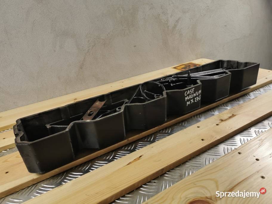 Pokrywa zaworowa Case MX 270 Magnum