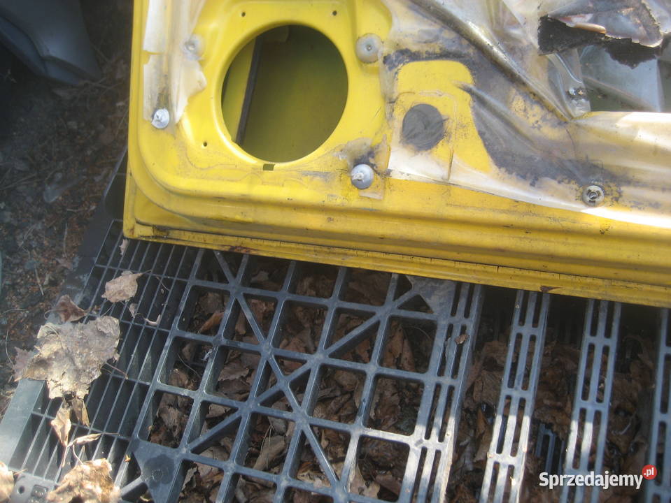 ford fiesta mk3 8994r drzwi przód prawe 3dz sprzedam