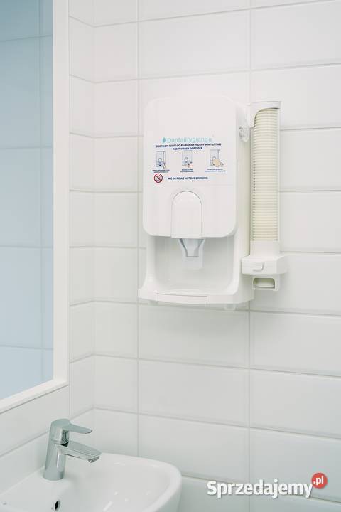 Dozownik płynu do dezynfekcji i higieny jamy Kraków