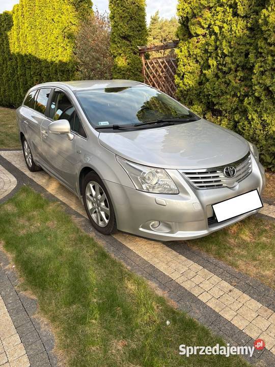 Toyota Avensis 22 D4D 177 Salon Sol Plus Navi nieuszkodzony Golub-Dobrzyń