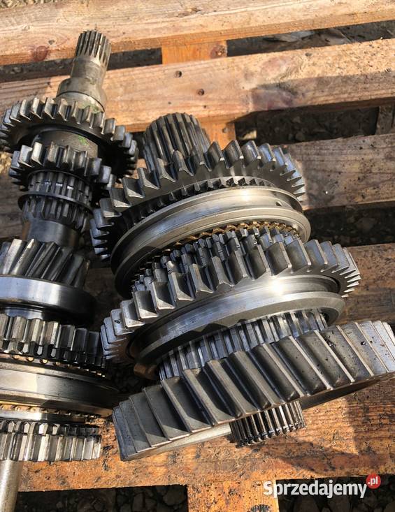Koła zębate skrzyni zestaw Massey Ferguson 390 Kłobuck