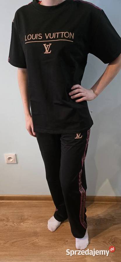 Wypredaz stylowy damski dres SML XL z Turcji Świebodzin