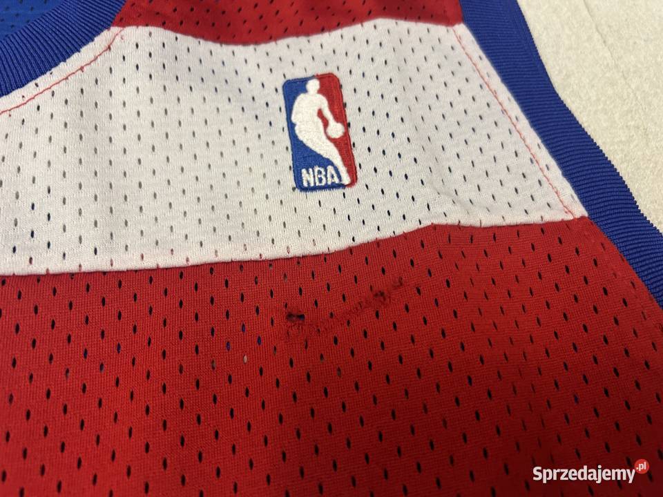 mam do sprzedania koszulkę drużyny NBA Kielce