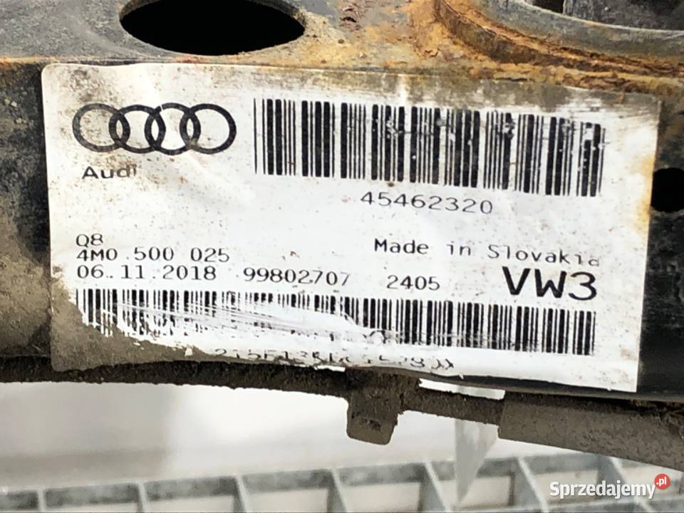 BELKA TYŁ AUDI Q8 SUV 4M0500025 TYLNA
