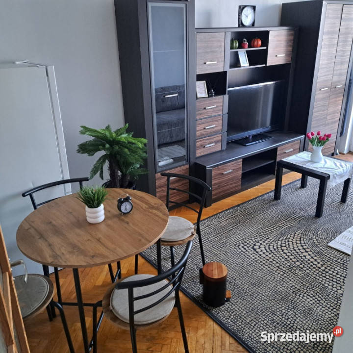 Do wynajęcia zaraz 2 pokojowe mieszkanie z balkon Warszawa