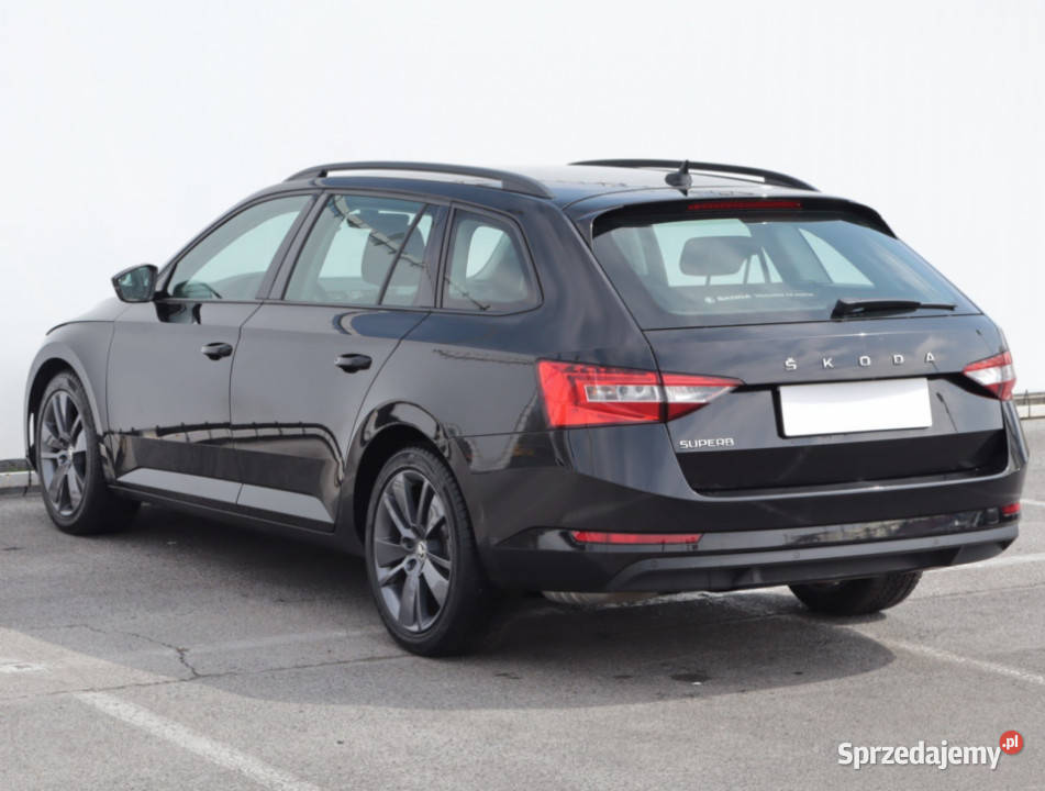 Skoda Superb 15 TSI benzyna