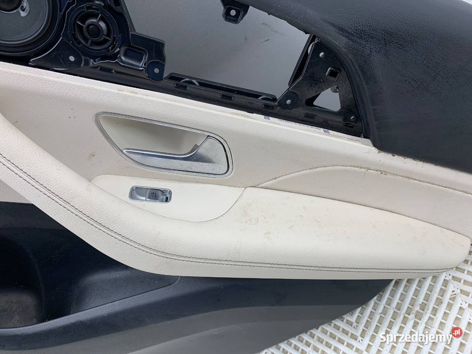 BOCZEK DRZWI PRAWY TYŁ MERCEDES GLE SUV osobowe podkarpackie