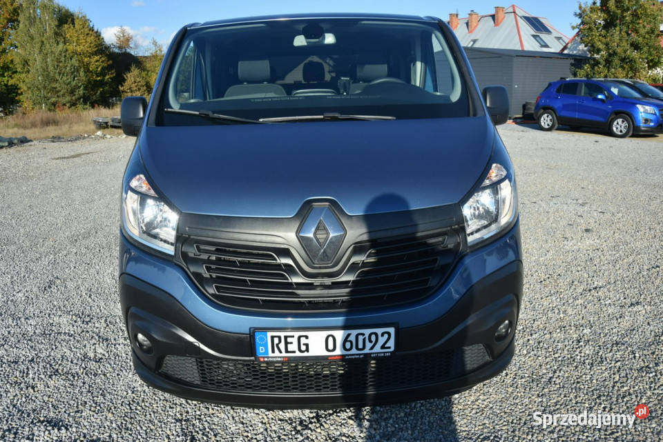 Renault Trafic 16D 2017r 9 Osobowy Navi Kamera 145KM podkarpackie Majdan Sieniawski sprzedam