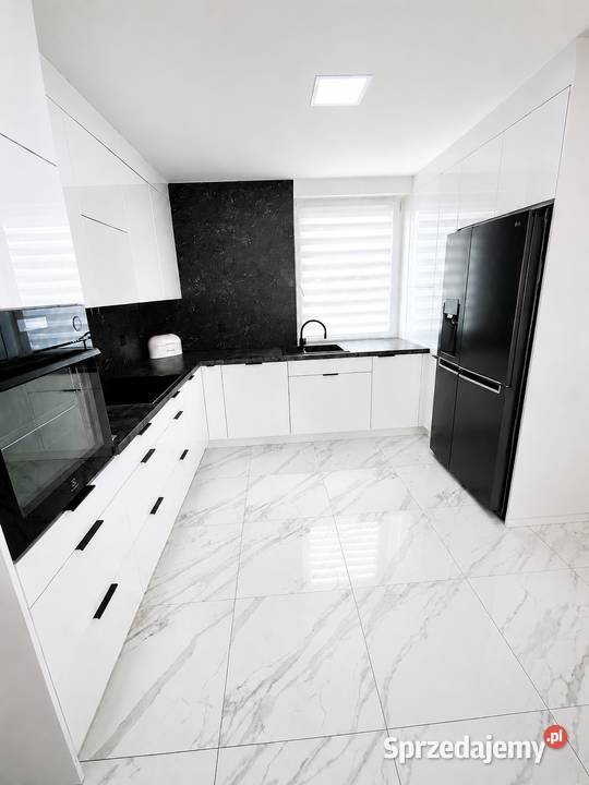 Dom z częścią usługowogospodarczą Miastko 1510m2
