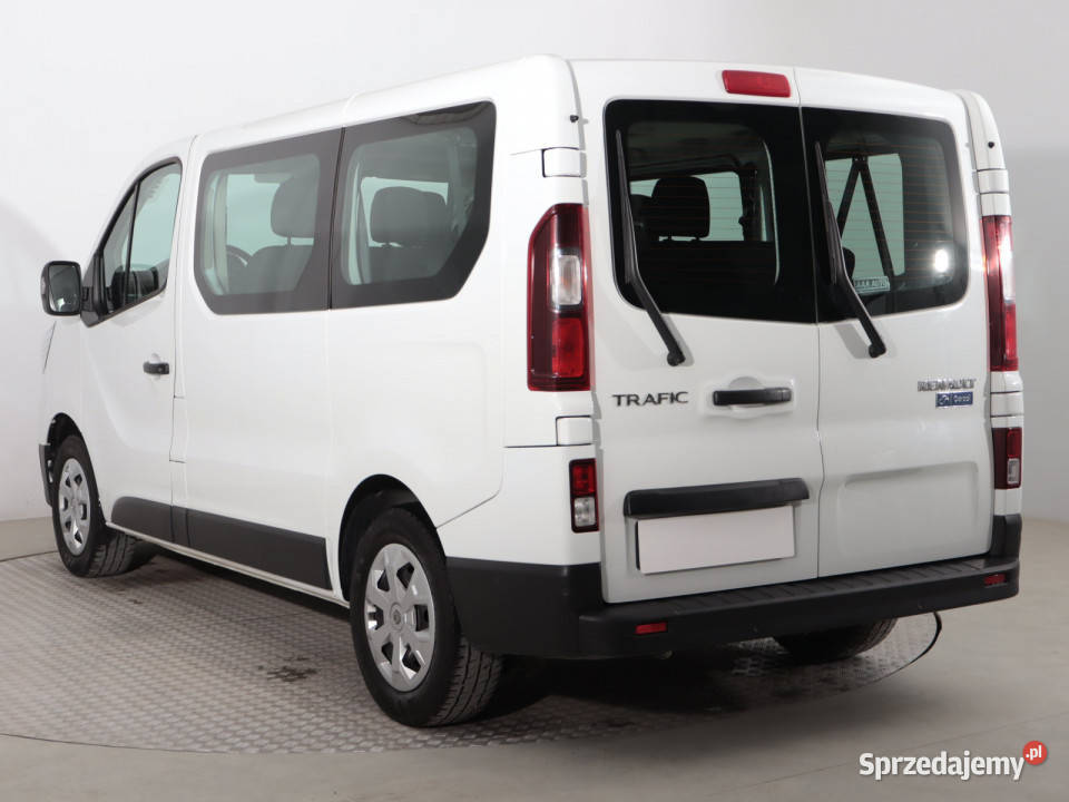 Renault Trafic 20 dCi manualna