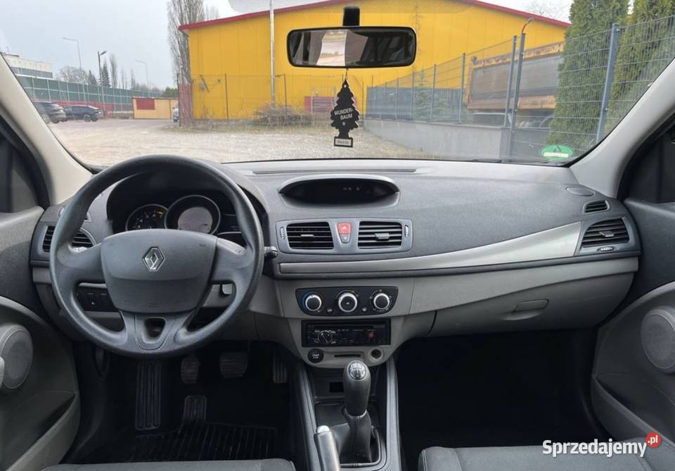 Renault Megane III 16 2011r 5 dzrzwi Klima Super
