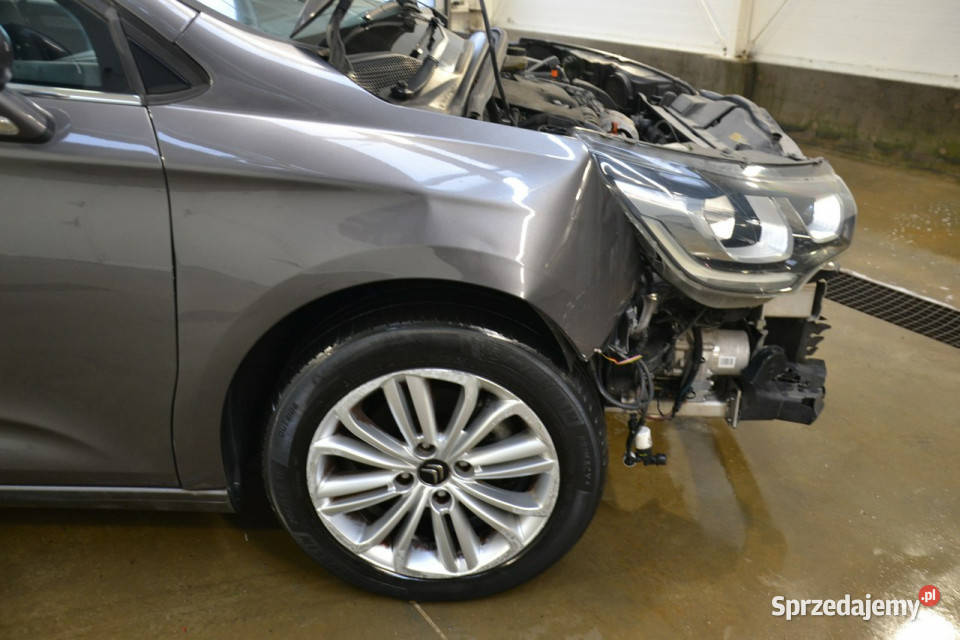 Citroen C4 lifcie 16 hdi 120 automat climatronic Rok produkcji 2016 Kęty sprzedam