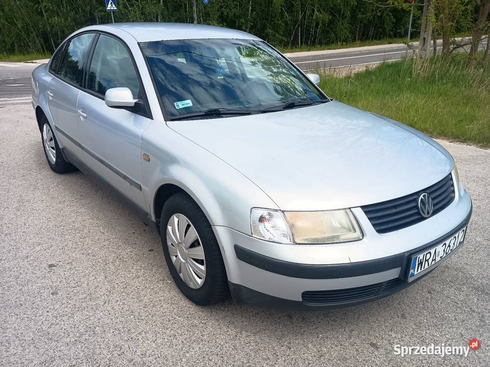 Volkswagen Passat 18 LPG 1998r 125 Radom