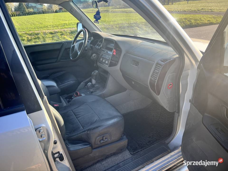 Sprzedam Mitsubishi Pajero automatyczna Stary Dzików