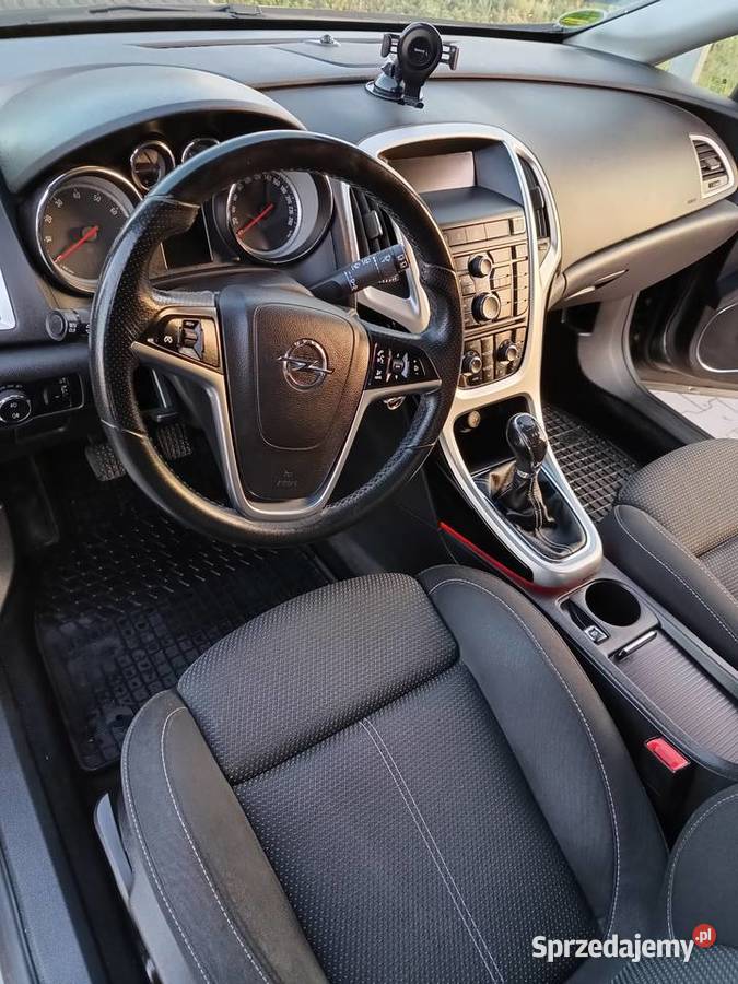 Opel Astra J 16 Turbo Sport nieuszkodzony Gniezno
