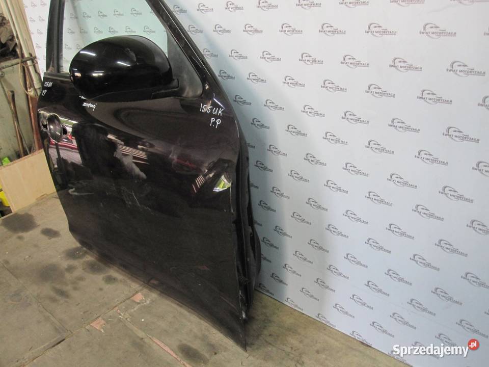 NISSAN JUKE I 13r drzwi prawe przód