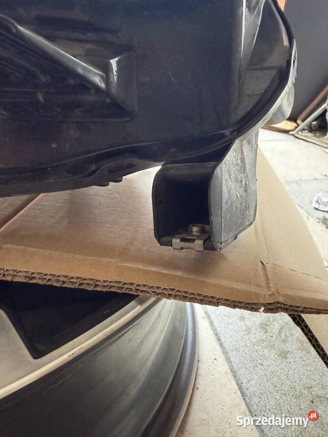 reflektor toyota proace city 2023 Lubin