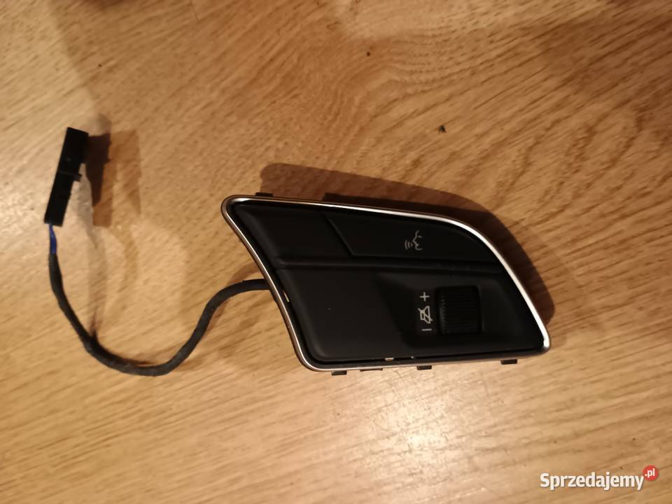 Audi A3 A4 A6 PRZYCISKI KIEROWNICY 82A951523G osobowe Międzychód