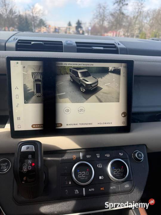 Land Rover Defender 7 osobowy mild hybrid 400KM