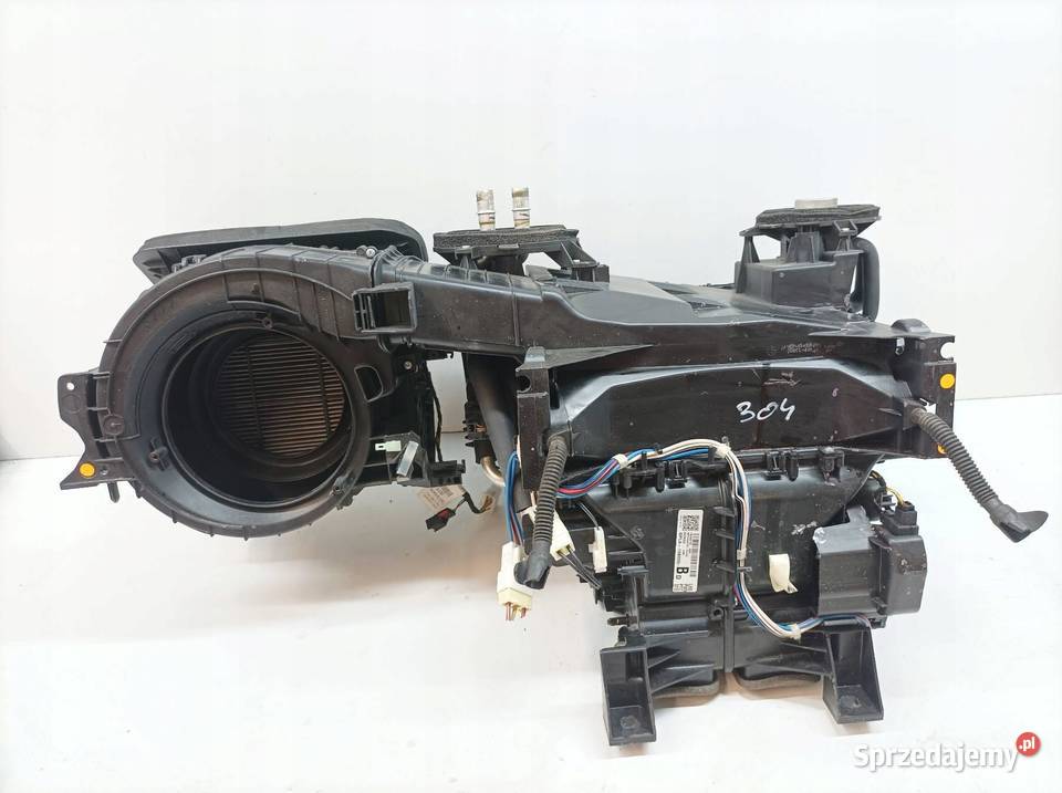 NAGRZEWNICA GPLA19B555 Land Rover Range Rover