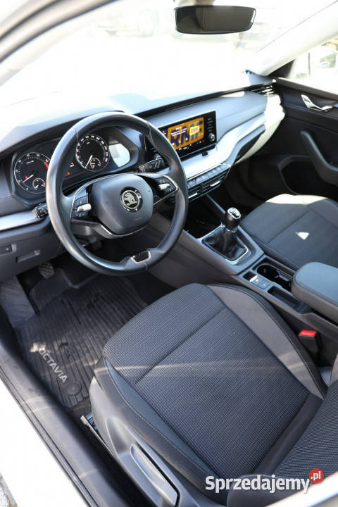 koda Octavia 15 150 Ambition manualrej2023 IV Tychy