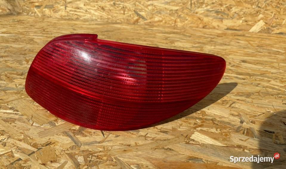 Lampa Prawy Tył Prawa Tylna Peugeot 206 osobowe wielkopolskie Międzychód