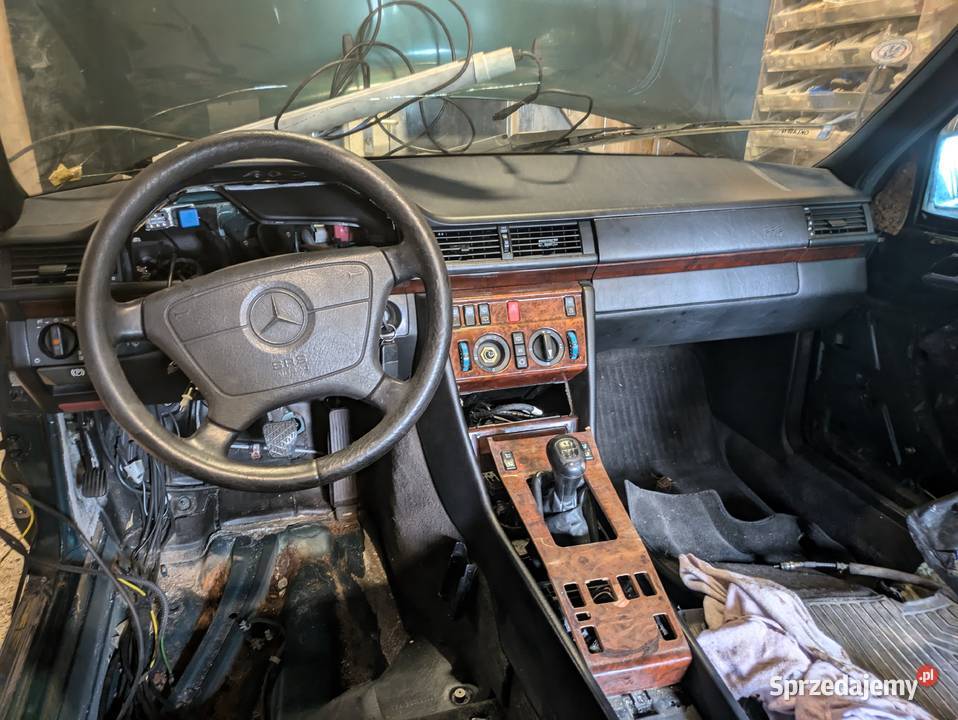 Mercedes w124 kombi sedan coupe części szyber Wołczyn