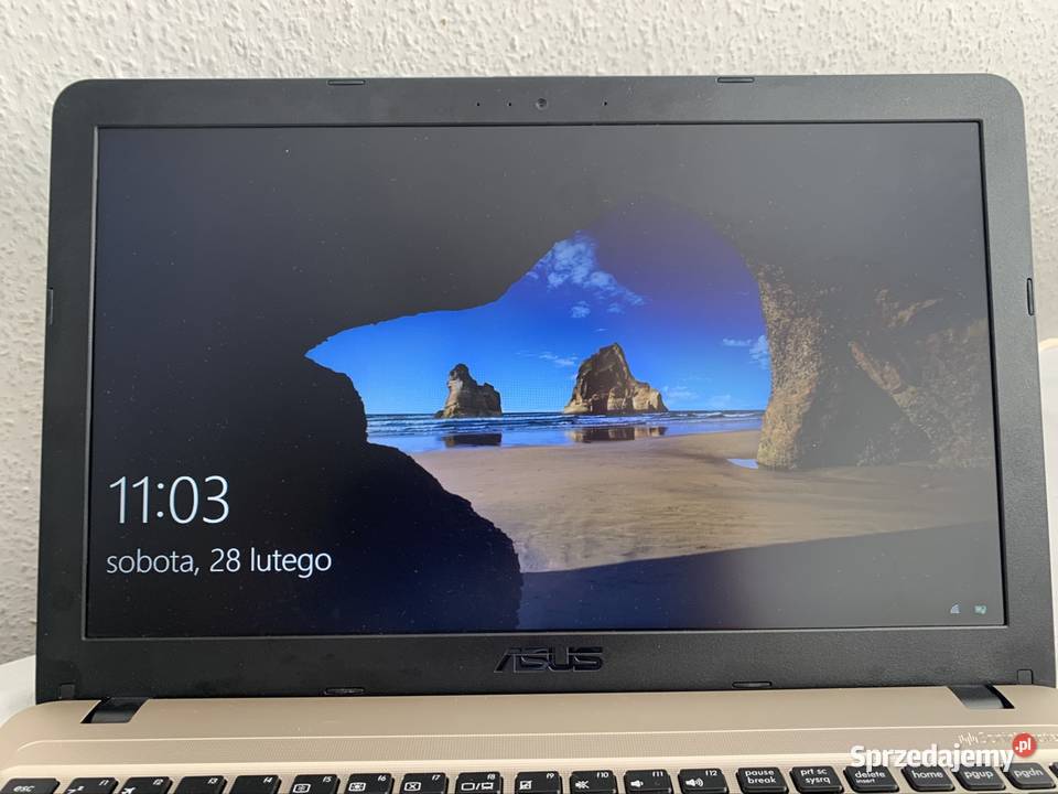 Asus vivobook 14-14.9"