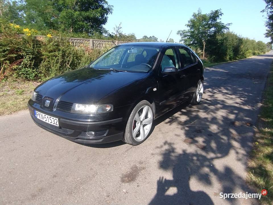 Leon jakich niema 18 LPG HAK Klima wypas 299000km Czarny Las