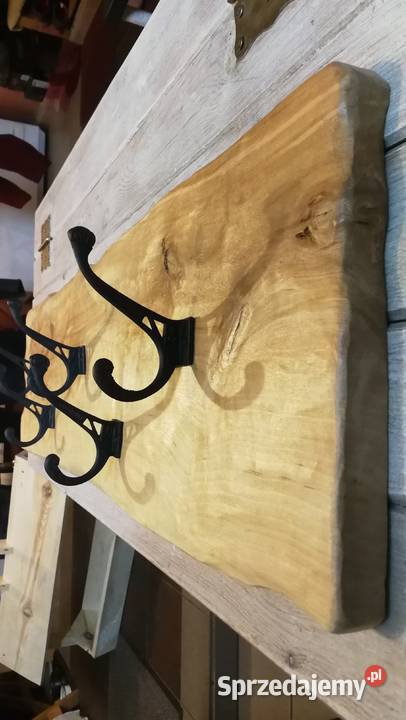 Jeśli jesteś zainteresowany takim mebelkiem lecz Wieszaki Radków