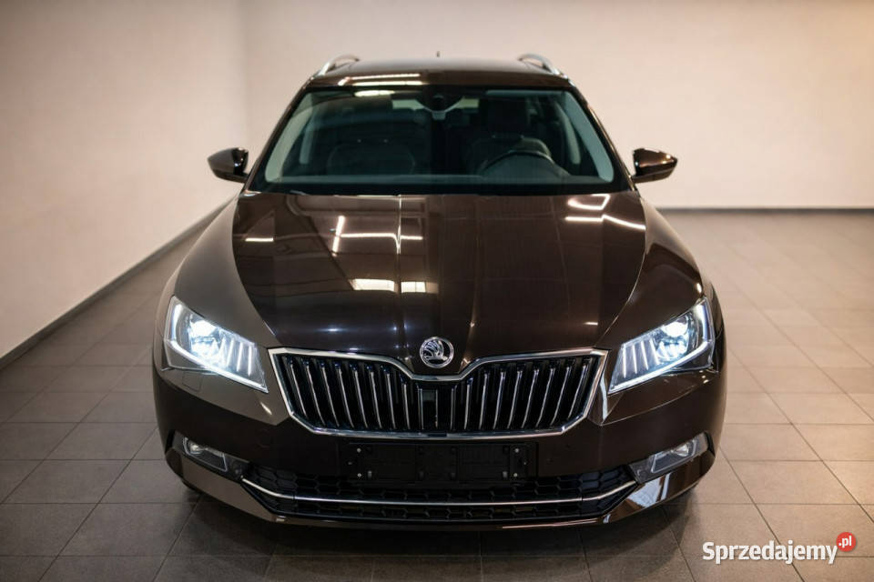 koda Superb III 20152023 Rok produkcji 2016 Sadlno