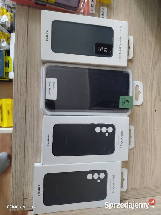 Etui na telefony Bytom